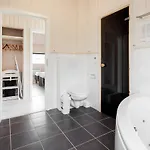 5 Star Holiday Home In Grossenbrode *